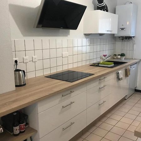 La Maison De Ville - 4 Chambres, 2 Sdb, Terrasse Et Garage - 90M2 Vesoul Bagian luar foto